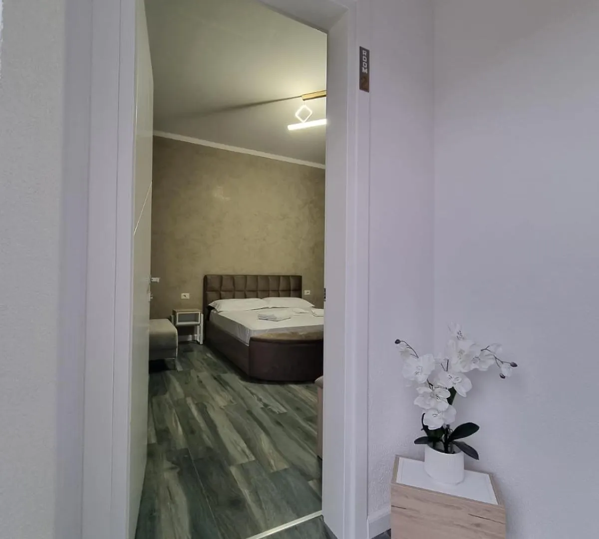 Guest house Vila Egeus Berat