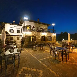 Castle מלון